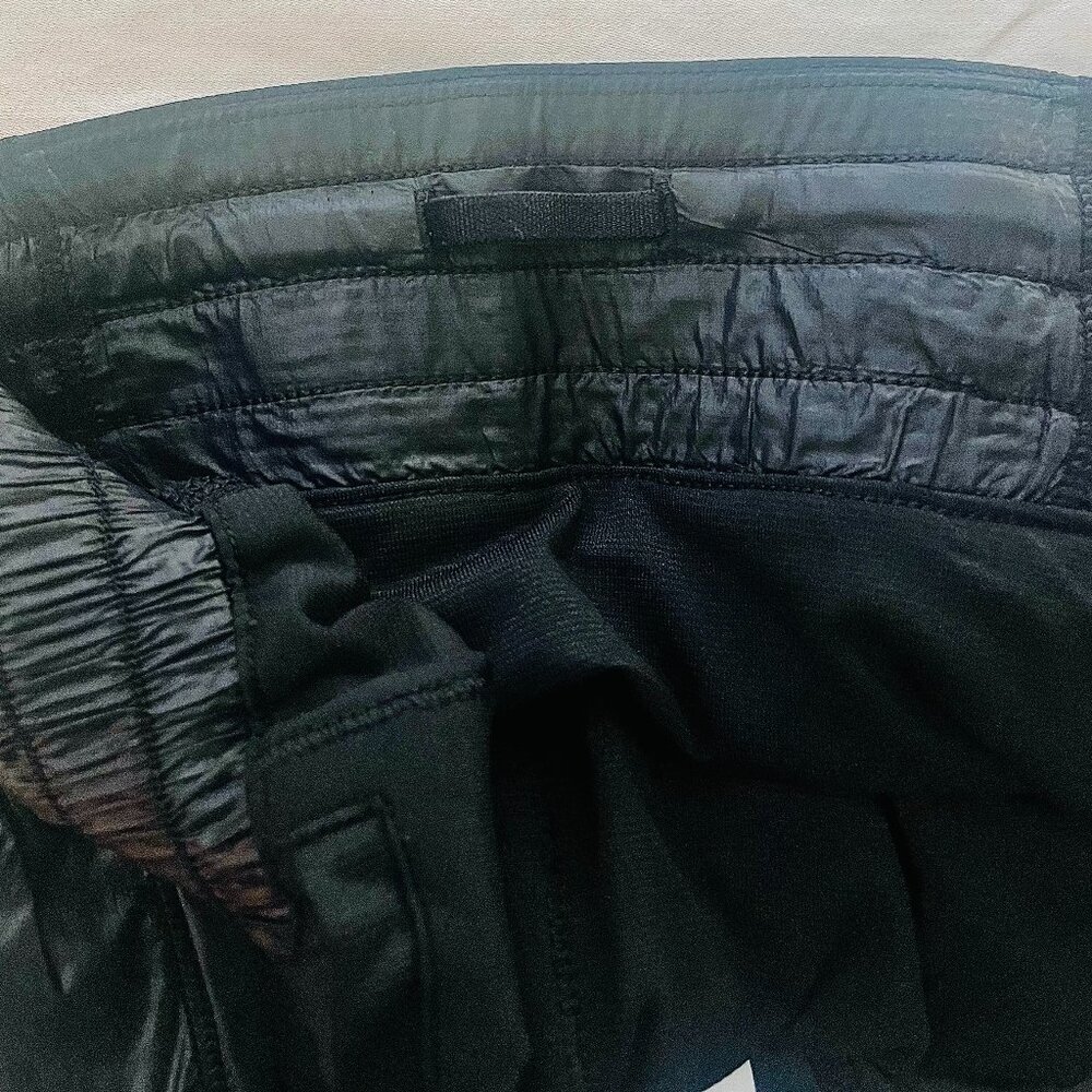 LULULEMON BRAND NEW WOMEN'S BLACK ATHLETIC SHORTS, SIZE 0 - Picture 9 of 14